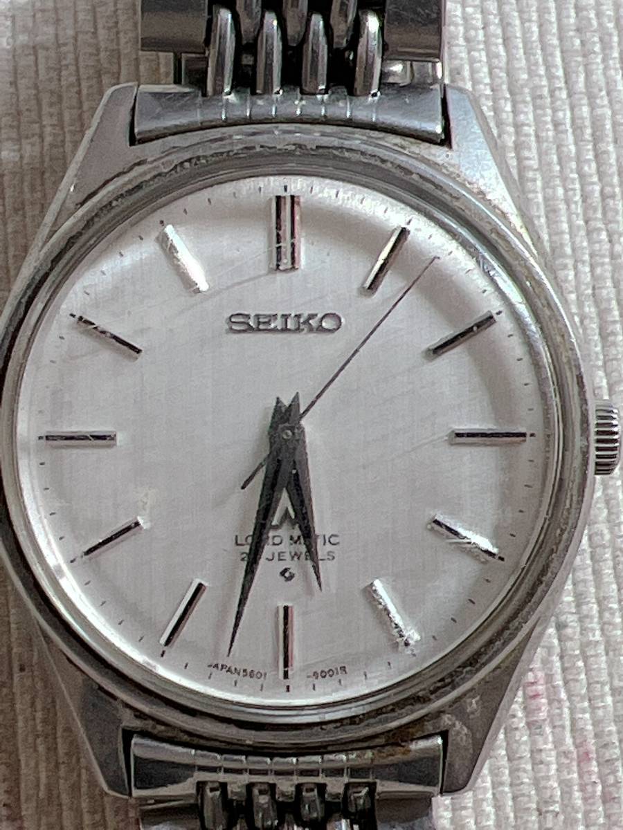 SEIKO クォーツ 腕時計 シルバーカラー 本体 動作が確認されていません メンズ 【希少】SEIKO クォーツ 腕時計 シルバー 動作確認済み