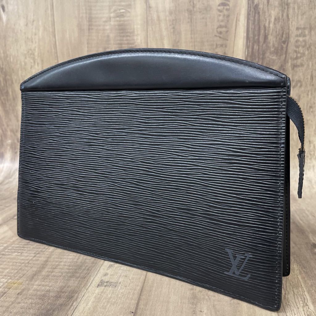 LOUIS VUITTON ルイヴィトン エピ セカンドバッグ ブラック