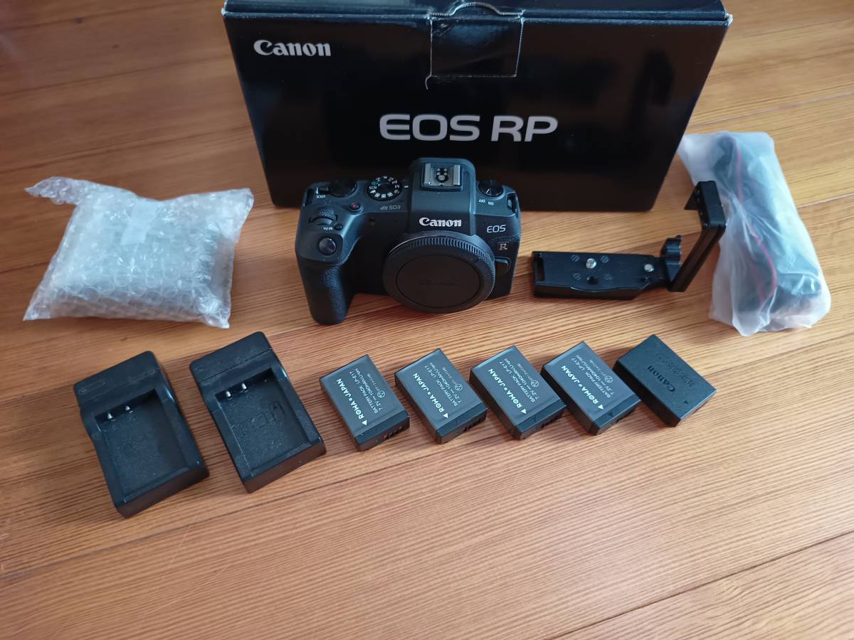 USED◇美品◇CANON EOS RP◇ボディ他付属品あり 【公式通販】