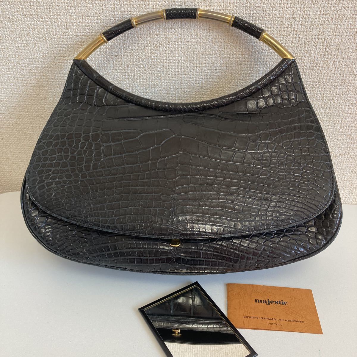 majestic マジェスティック　ドイツ製　クロコダイル　マットブラック　ハンドバッグ　メタルハンドル 