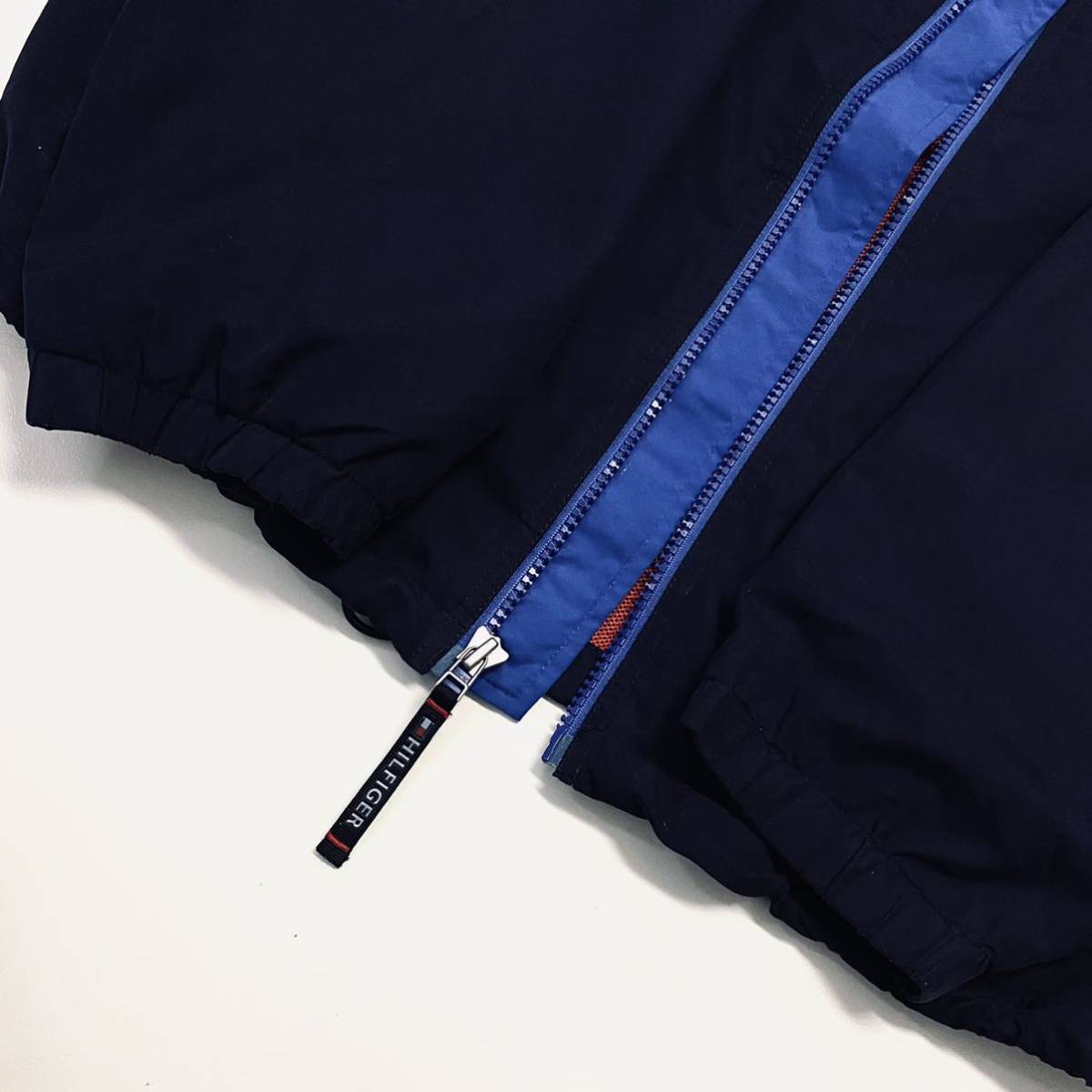 タグ付未使用★特大/XXL相当● トミーヒルフィガー TOMMY HILFIGER ダウンジャケット ブルゾン 中綿 黒 ブラック フード アウター メンズ TOMMY トミー 90's古着 メンズ レディース HILFIGER（ダウンジャケット）のフリマアイテム一覧