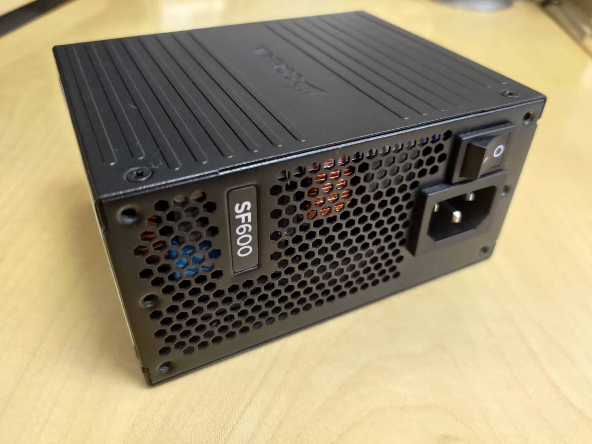 おまけ付】CORSAIR SF600 80PLUS GOLD認証 600W SFX電源 SF CORSAIR