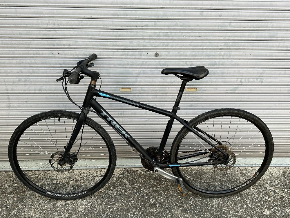 2023 TREK FX 2 Disc (¥88,990) | スターバイクス
