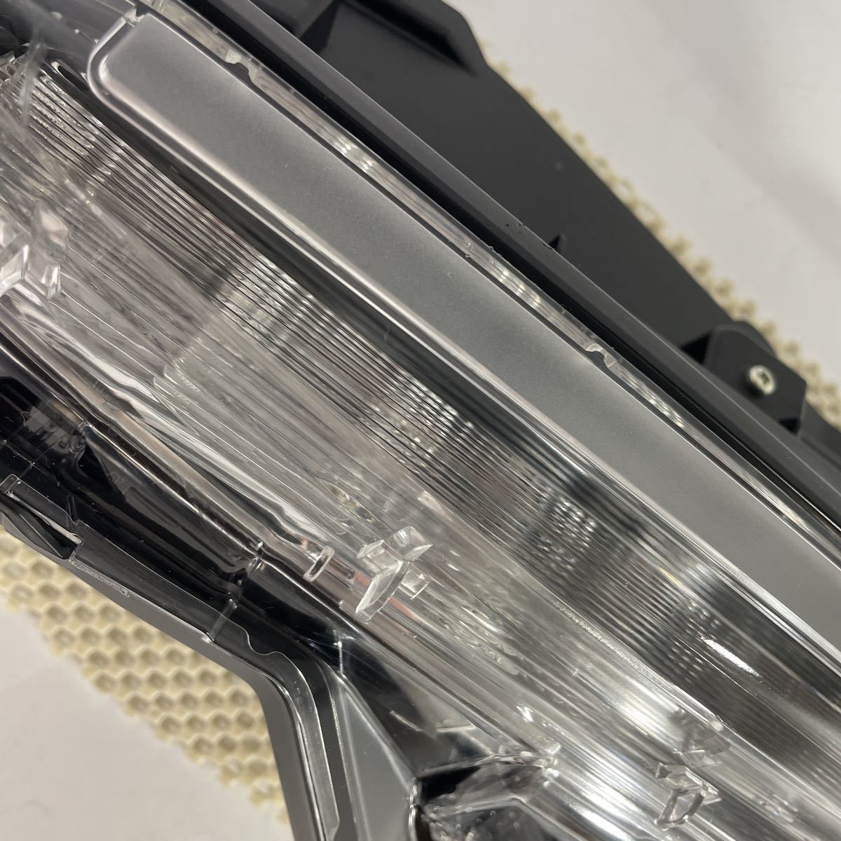 M 34-3-3ヤリスクロス 右　 MXPB10 MXPB15　デイライト　ターンシグナルランプ　 52-328 MXPB15 トヨタ ヤリスクロスの新車グレード一覧（2ページ目）｜新車・未 MXPB10 MXPJ10 MXPJ15