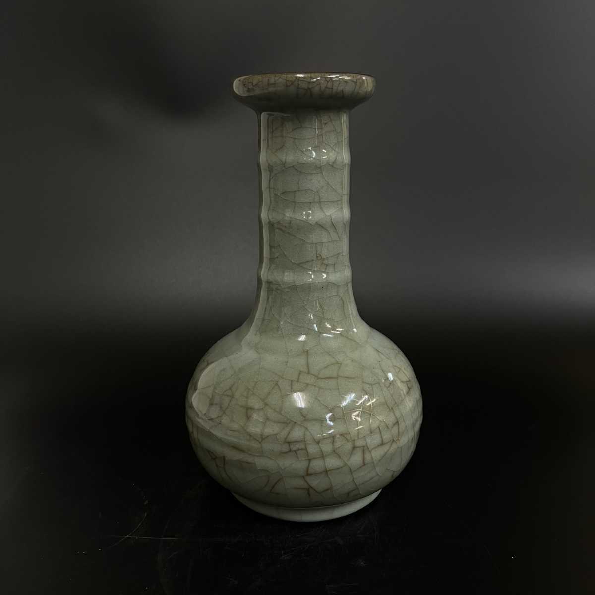 元時代〜明時代初期龍泉窯菊花文青磁皿/天龍青磁 骨董 中国古玩 茶道具