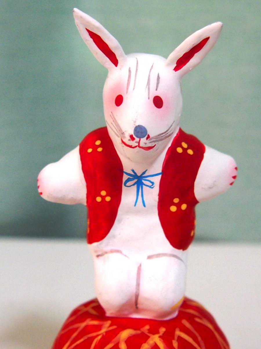 ◇郷土玩具「玉乗り兎（うさぎ）」岩城久太郎 作 張り子◇山形張子 高 