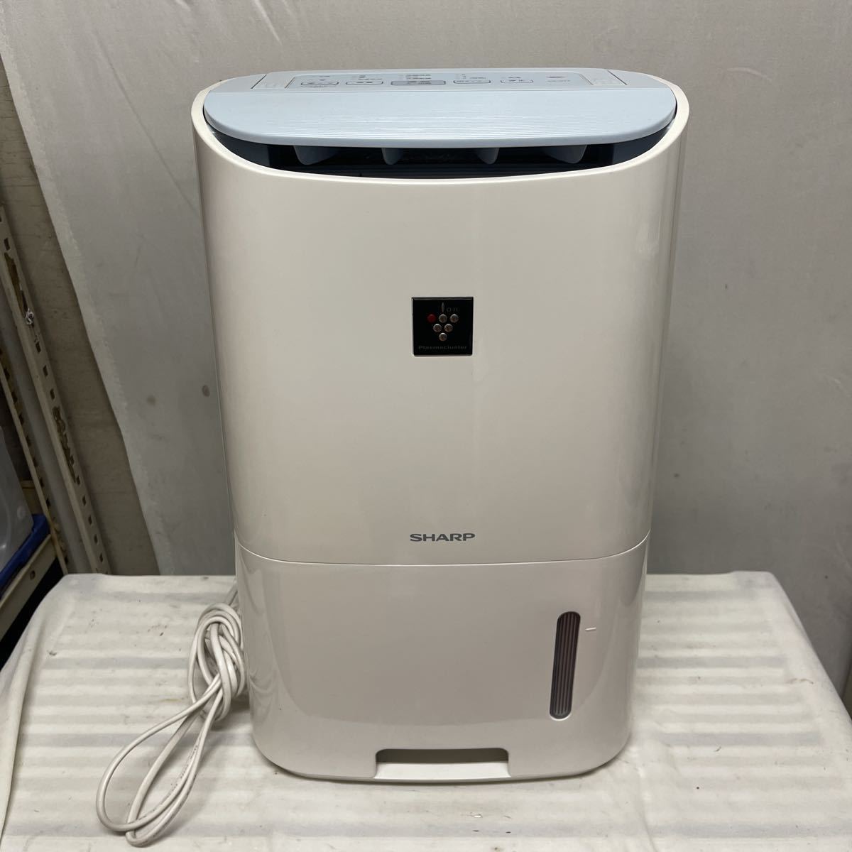 シャープ 除湿機 CV-G71-W 2017年製 ホワイト系