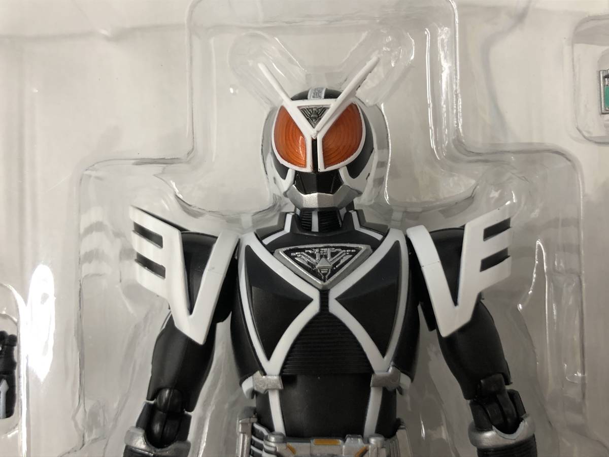 8882) S.H.Figuarts フィギュア 2点セット [仮面ライダー龍騎サバイブ