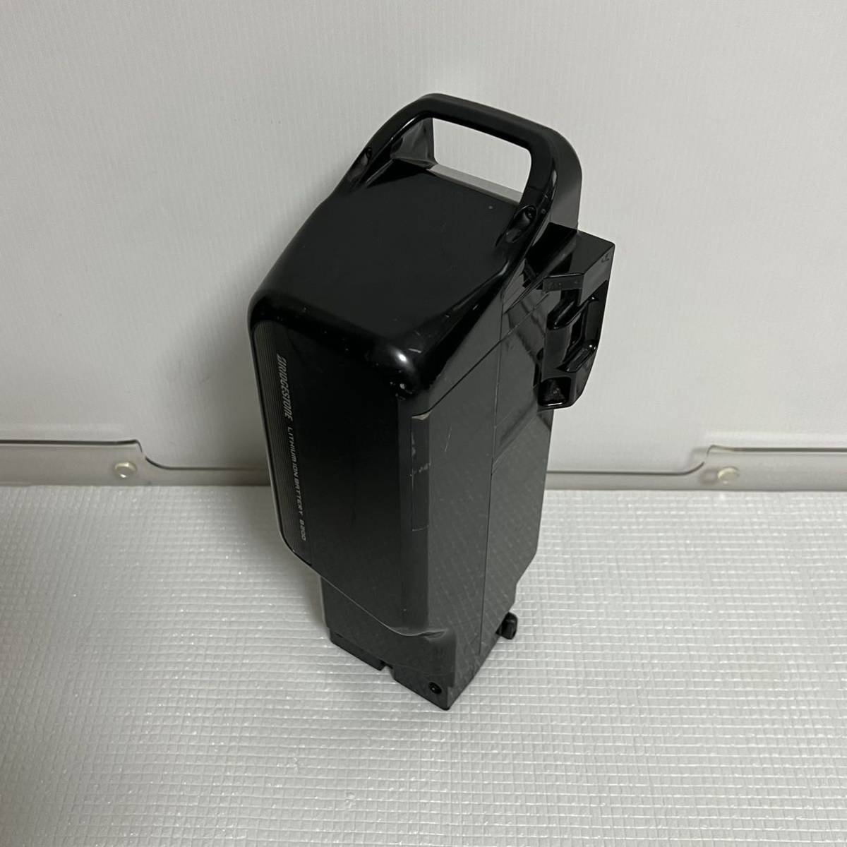 P5569 ブリヂストン F895104BL、BT-B200、B200、P5569、TBBAT223PV、TBBAT223P 電動自転車バッテリーB200 6.0Ah B200 G7438 長押し10秒5点灯20秒1.5点灯 TBBAT223PV 0 電動 電動自転車バッテリー BRIDGESTONE P 長押し5点灯→3点灯 自己診断5点灯1点灯