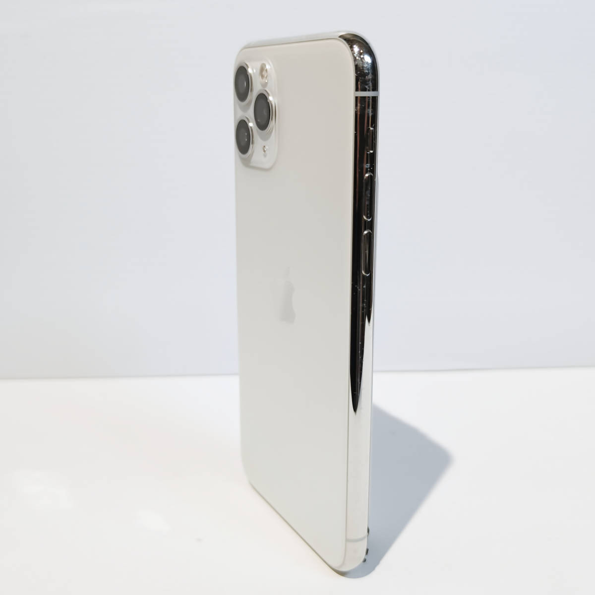 ST-00702] Apple iPhone 11 Pro シルバー ジャンク アップル