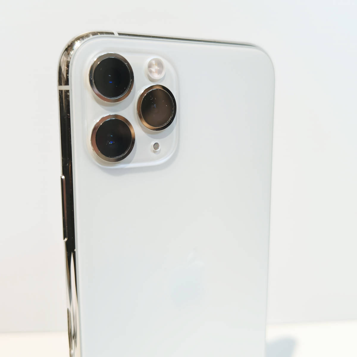 ST-00702] Apple iPhone 11 Pro シルバー ジャンク アップル
