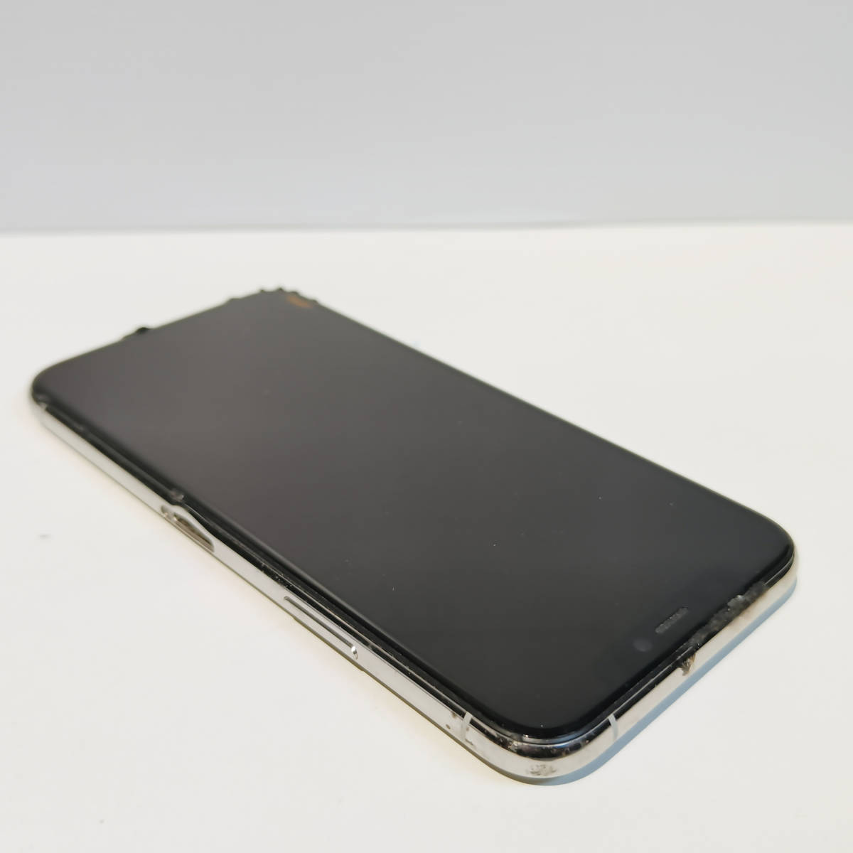 ST-00702] Apple iPhone 11 Pro シルバー ジャンク アップル