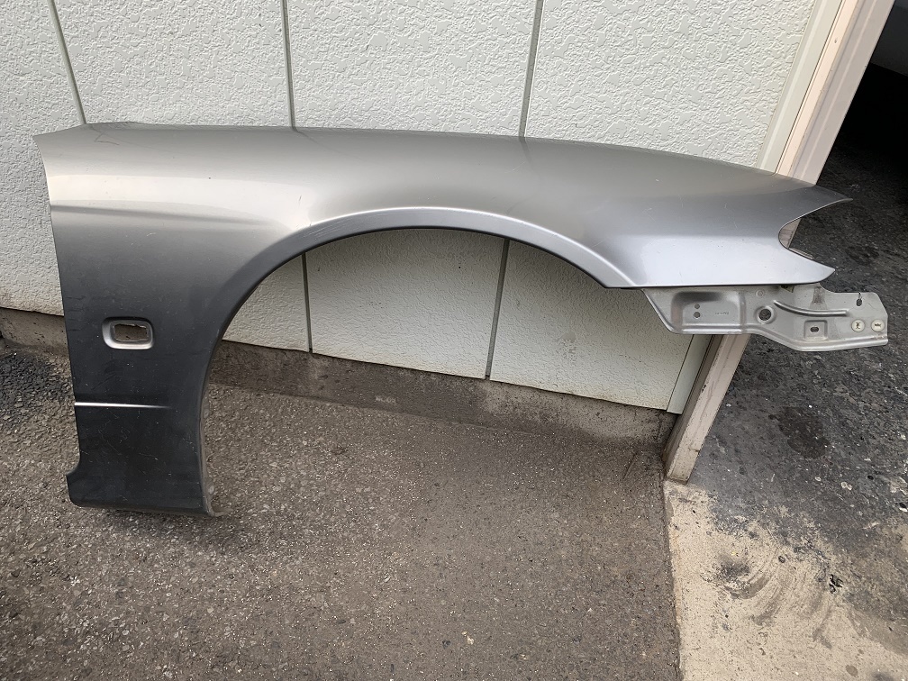 S15シルビア純正 フロントフェンダー運転席側 ご覧いただきまして誠に