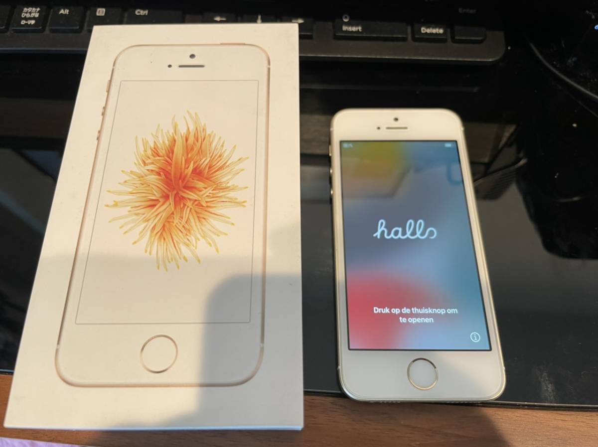 アウトレット大阪 海外版 apple iphone se gold 16GB model A1723 SIM