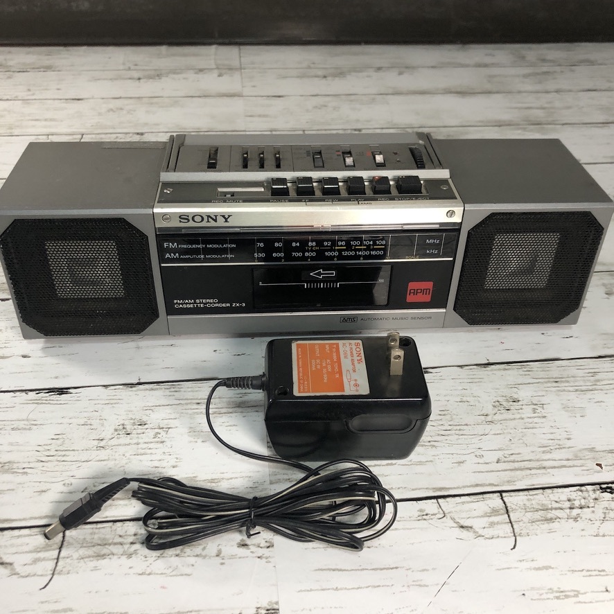 現状品 SONY ソニー FM/AMステレオ カセット レコーダー ZX-3 AC