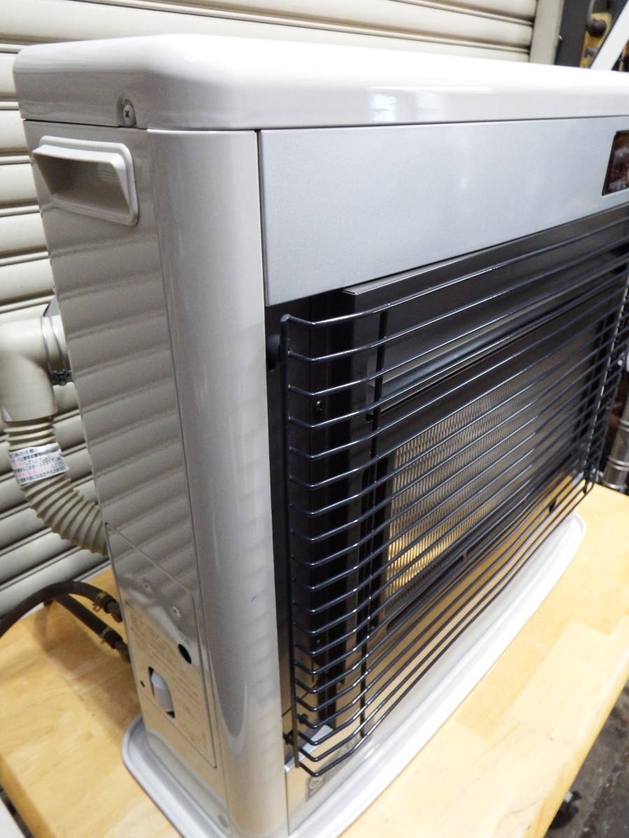 コロナ　スペースネオ FF式 床暖、ストーブ　UH-FSG7014K 引取可能 札幌発！ 引き取り及び近郊配達限定出品！ コロナFF床暖対応石油 - CORONA コロナFF床暖石油ストーブ！