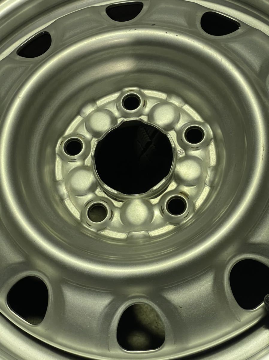 9009s)美品 バリ山 ノア ボクシー セレナ エスクァイア195/65R15 鉄