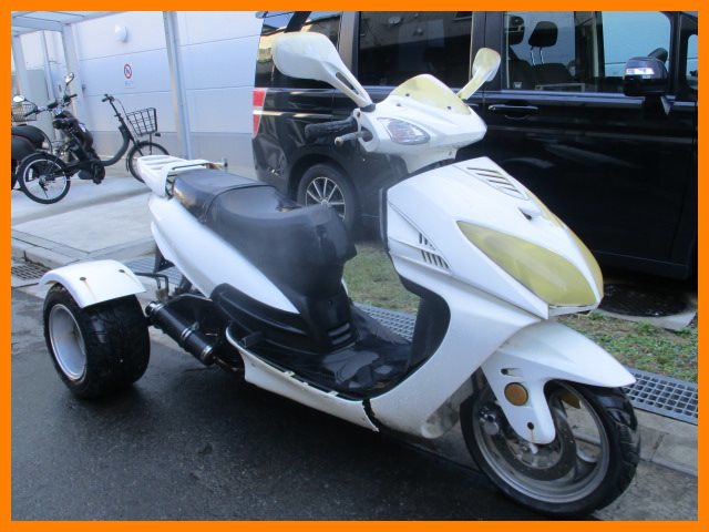  メーカー不明 LTDPCKL178 三輪バイク/トライク 現状車 クランキングのみok/3882km レストア/カスタムベースに 1スタ(トライク)｜売買されたオークション情報、yahooの商品情報をアーカイブ公開 - トライク