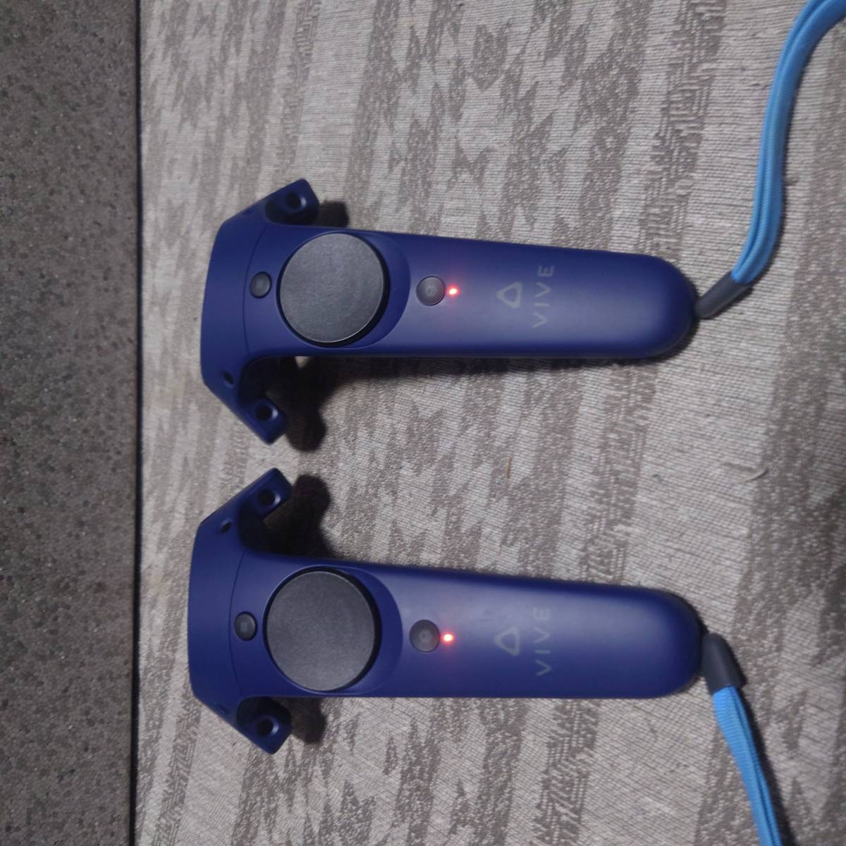 HTC VIVE コントローラー 2.0 Controller | VIVE United States