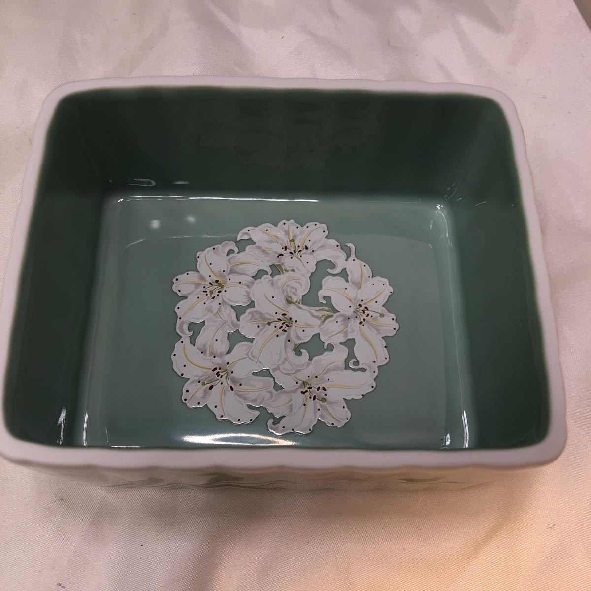 深川製磁 白百合 フローラルボックス 白百合 フローラルボックス