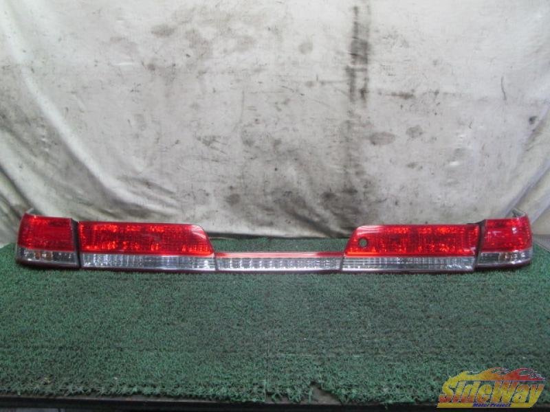 トヨタ マーク2 GX100 H12.3式 M_マーク2後期(GX100)テールレンズ
