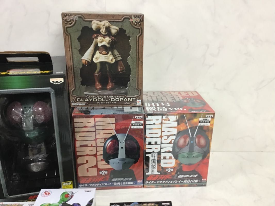 同梱不可 ジャンク 1円〜 Yahoo!オークション - 仮面ライダーオーズ 仮面ライダー ライダーマスクディスプレイ等 ライダーマスクディスプレイ 仮面ライダー、ウルトラマンティガ、セブン他 一番くじ ウルトラマン 「仮面ライダー ビッグマスク賞 ☆ジャンク☆ 仮面ライダー旧1号