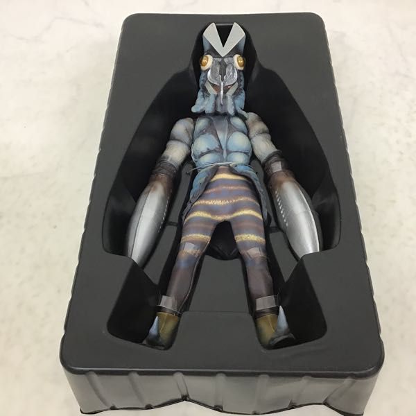 1円〜 メディコム・トイ RAH リアルアクションヒーローズ ウルトラマン