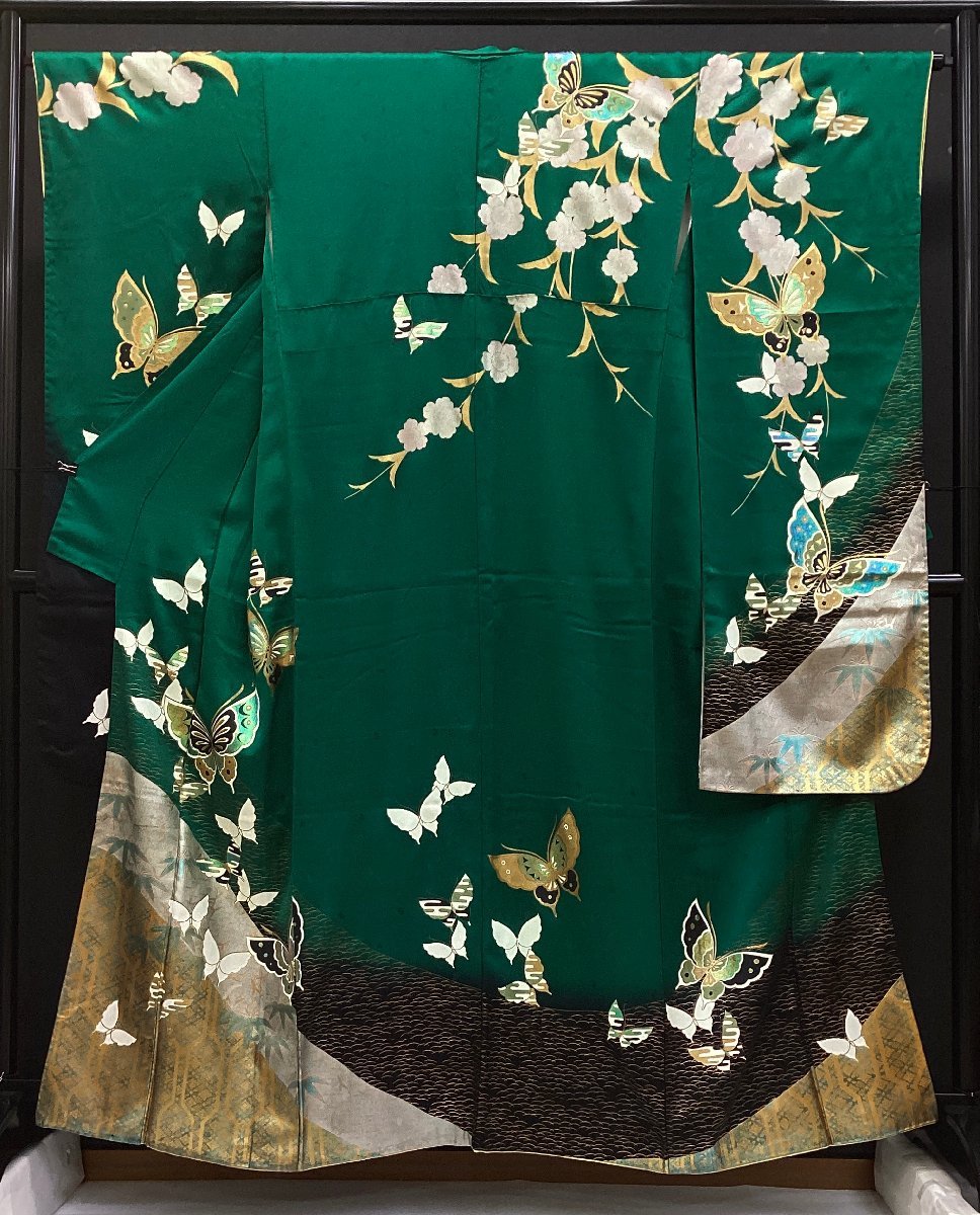 きものトゥレジュ☆振袖☆ 身丈163cm 裄66.5cm 正絹 緑色系Ｋ-221