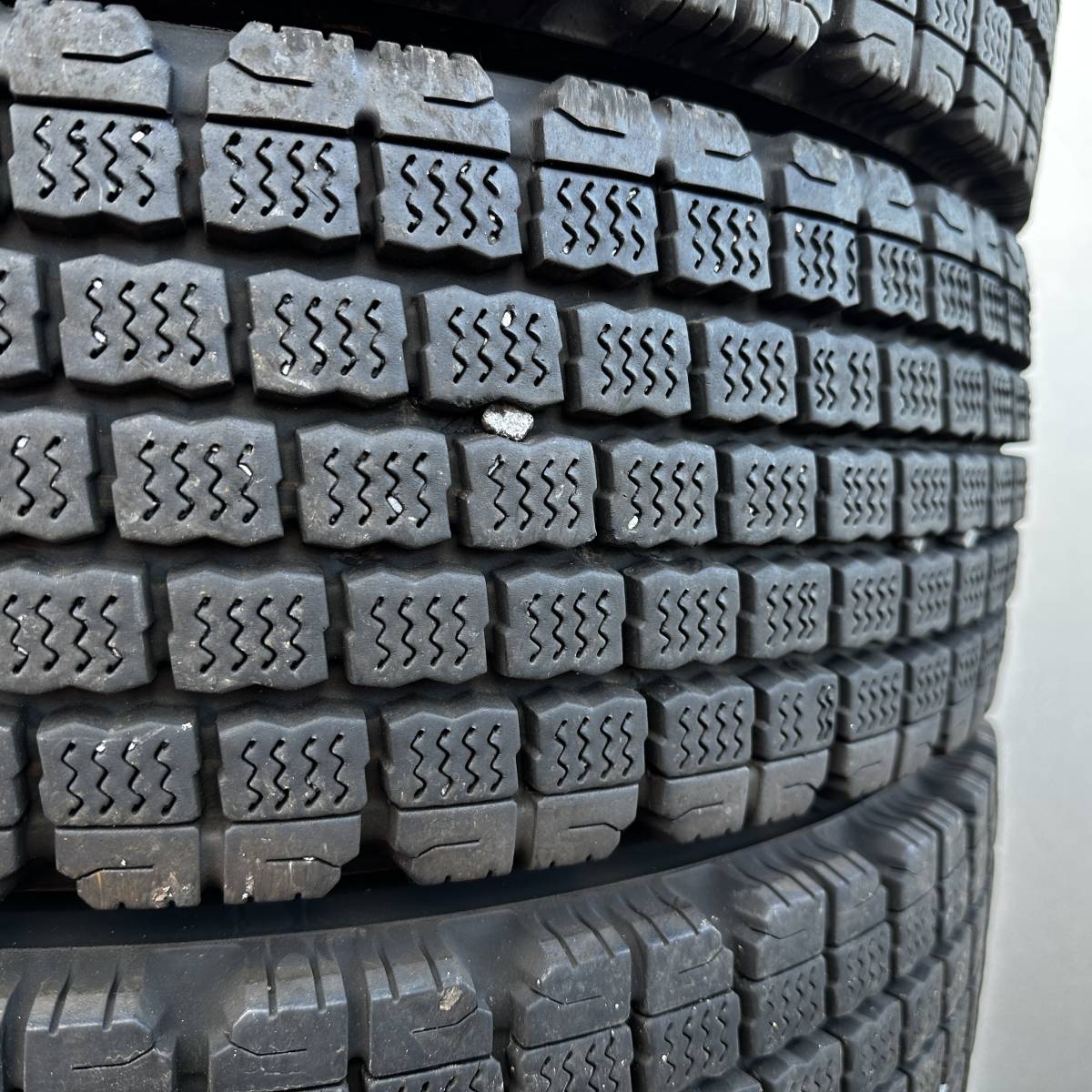新発売 ゴールドステン ナットキャップ JIS規格41x46mm 16個(その他 