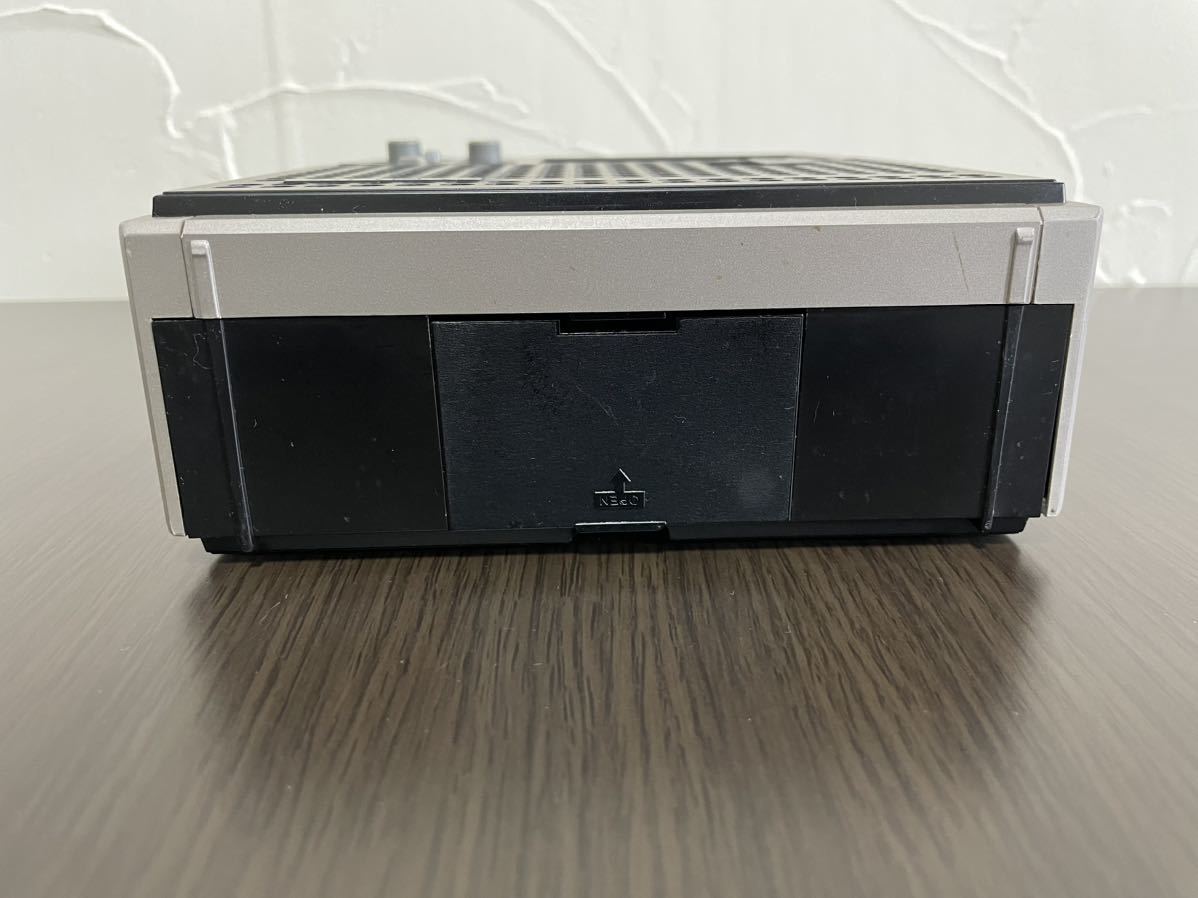 ①SONY ソニー トランジスターラジオ スカイセンサー ICF-5500 3バンド