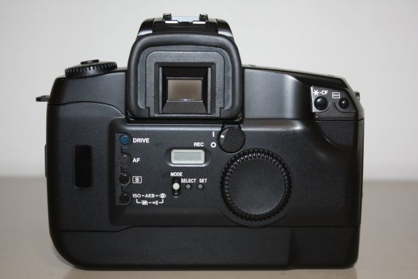Canon EOS 5 QUARTZ DATE + EF 135mm 1: 2.8 SOFTFOCUS /発送サイズ:A