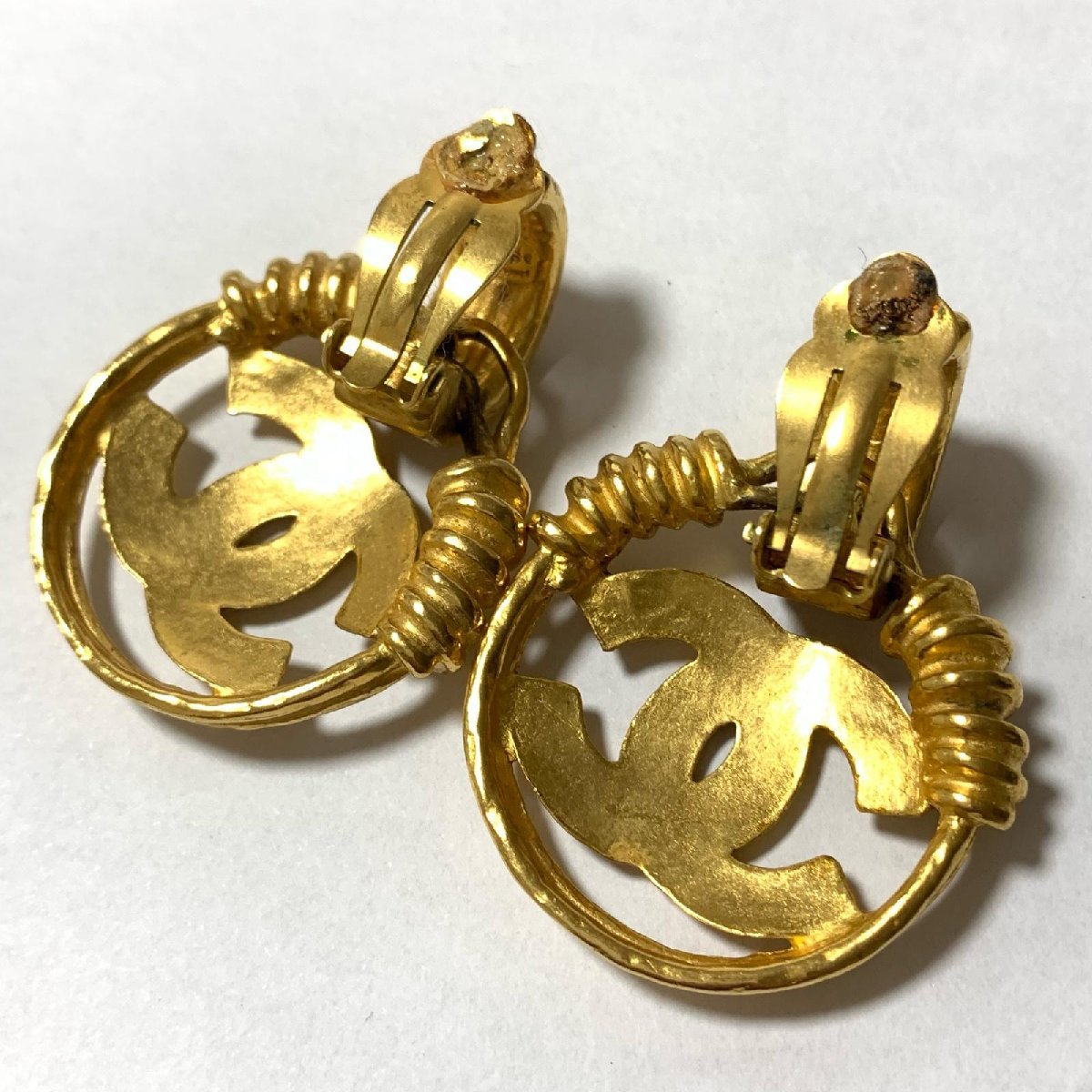 CHANEL シャネル ココマーク 94P刻印 ゴールドカラー サークル 