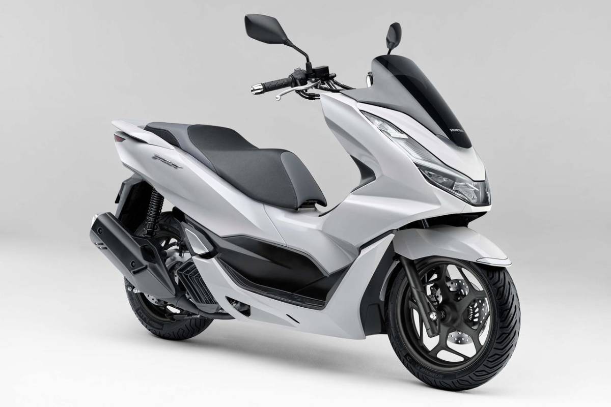 ☆HONDA PCX125 未使用！！ 入手困難車両 カラー選択可能！！ 4色より
