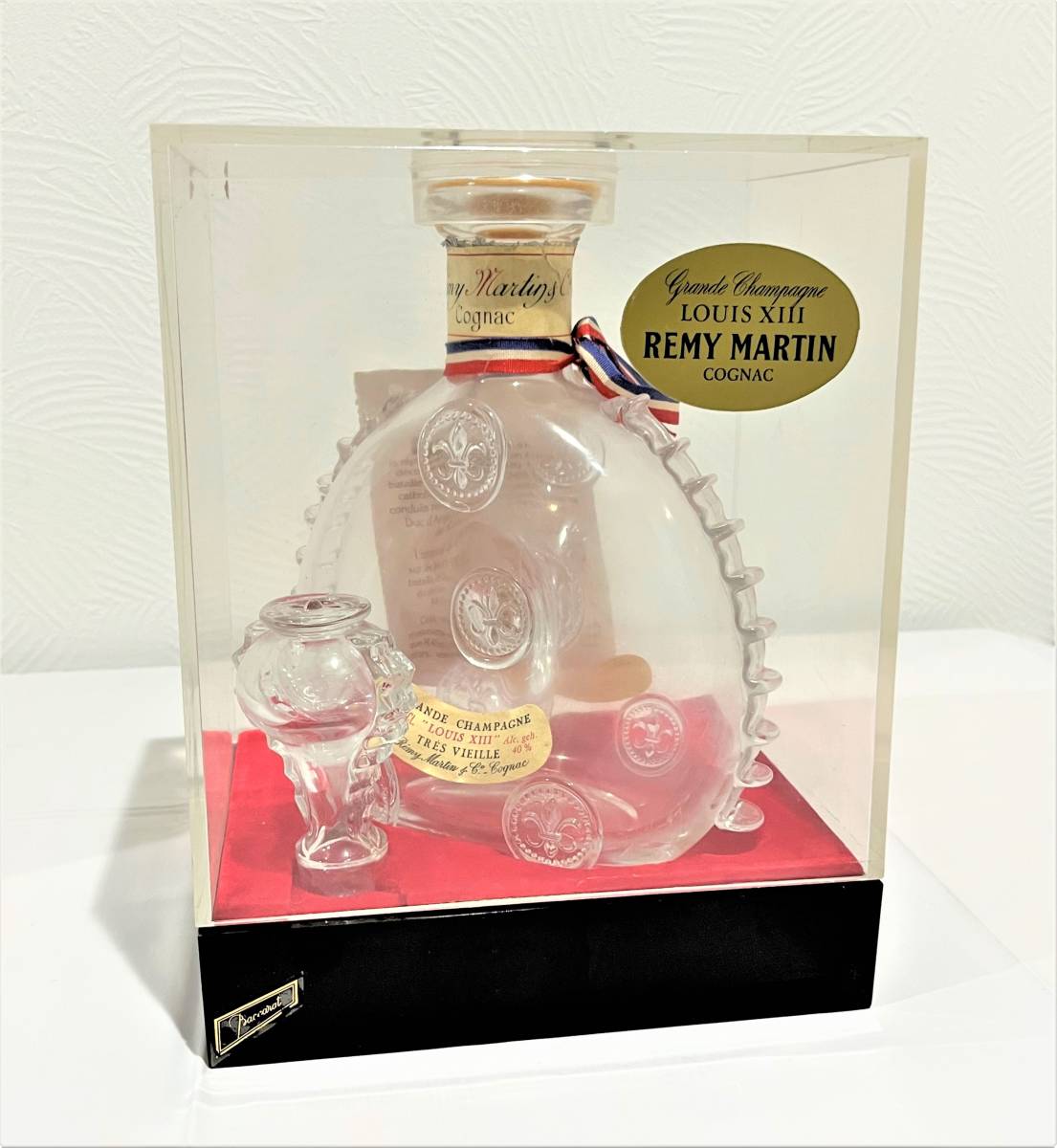 得価，大人気 ケース付 LOUIS ⅩⅢ レミーマルタン ルイ13世 空ボトル Baccarat バカラ REMIY MATIN 酒 空瓶 空き瓶 コニャック VERY OLD(レミーマルタン)｜売買されたオークション情報、yahooの商品情報をアーカイブ コニャック