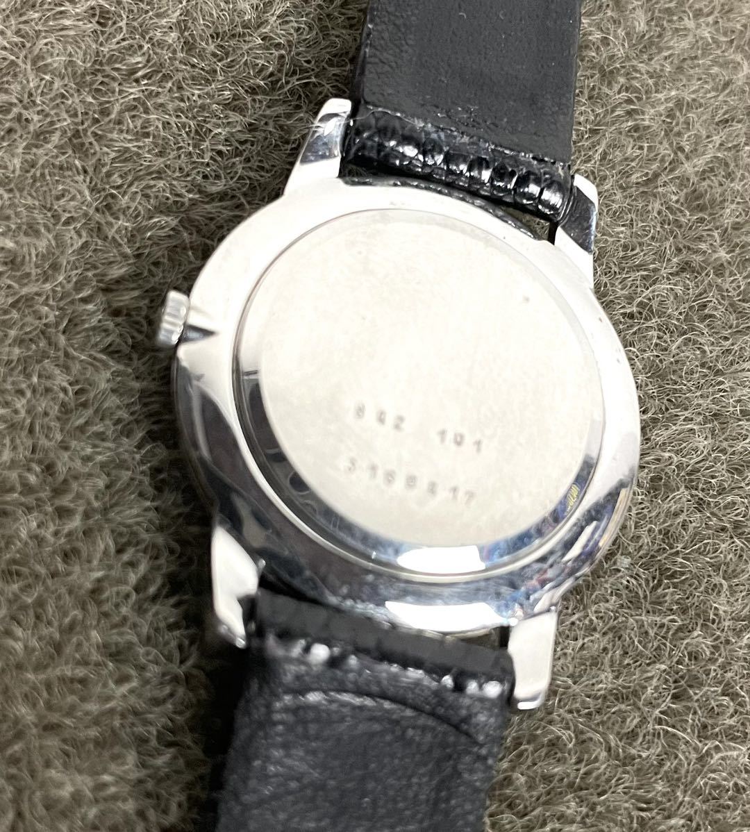 ○UNIVERSAL GENEVE SWISS ユニバーサルジュネーブ ラウンド スイス製