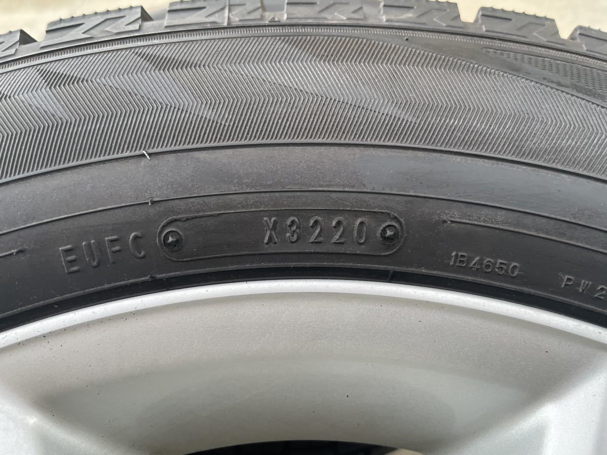 ダンロップ 4本セット DUNLOP 185&frasl;60R15 84S 5&frasl;114.3 ダンロップ ウインターマックス02 スタッドレス4本SET 225/60R17 バリ溝 トヨタ純正ホイール☆アルファード.ヴェルファイア.ハリアー等に!