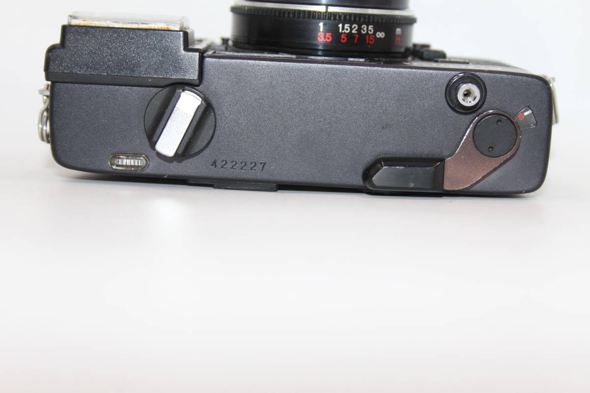 露出計OK・整備済みKonicaコニカC35 flashmatic グリーン