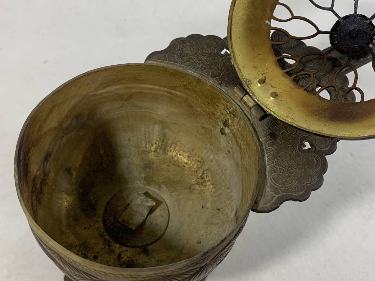 ◇仏教美術 時代物 古銅 唐華唐草彫文 蓮華形柄香炉 寺院 仏具