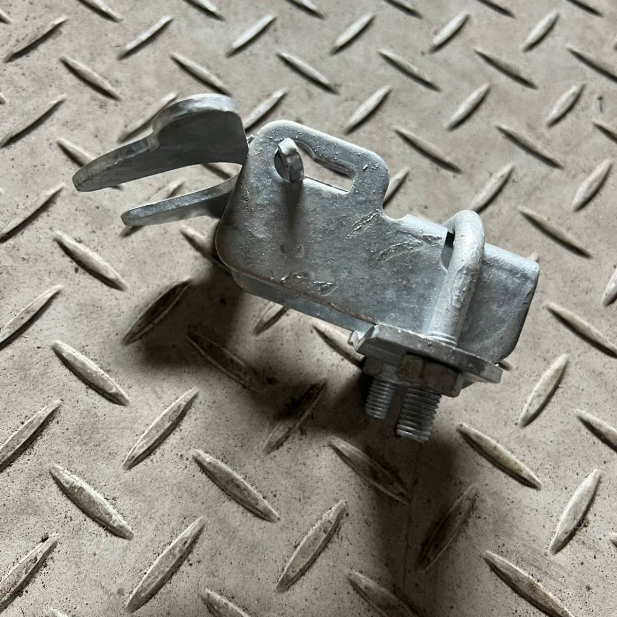 アメリカンフェンス　ラッチ　扉　ロック　留金　48-32　送料無料　_4