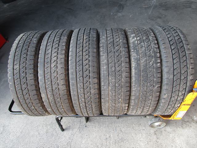  スタッドレス 205/70R16 ブリヂストン W979 2021年製 6本セット(タイヤ)｜売買されたオークション情報、yahooの商品情報をアーカイブ公開 - オークファン タイヤ
