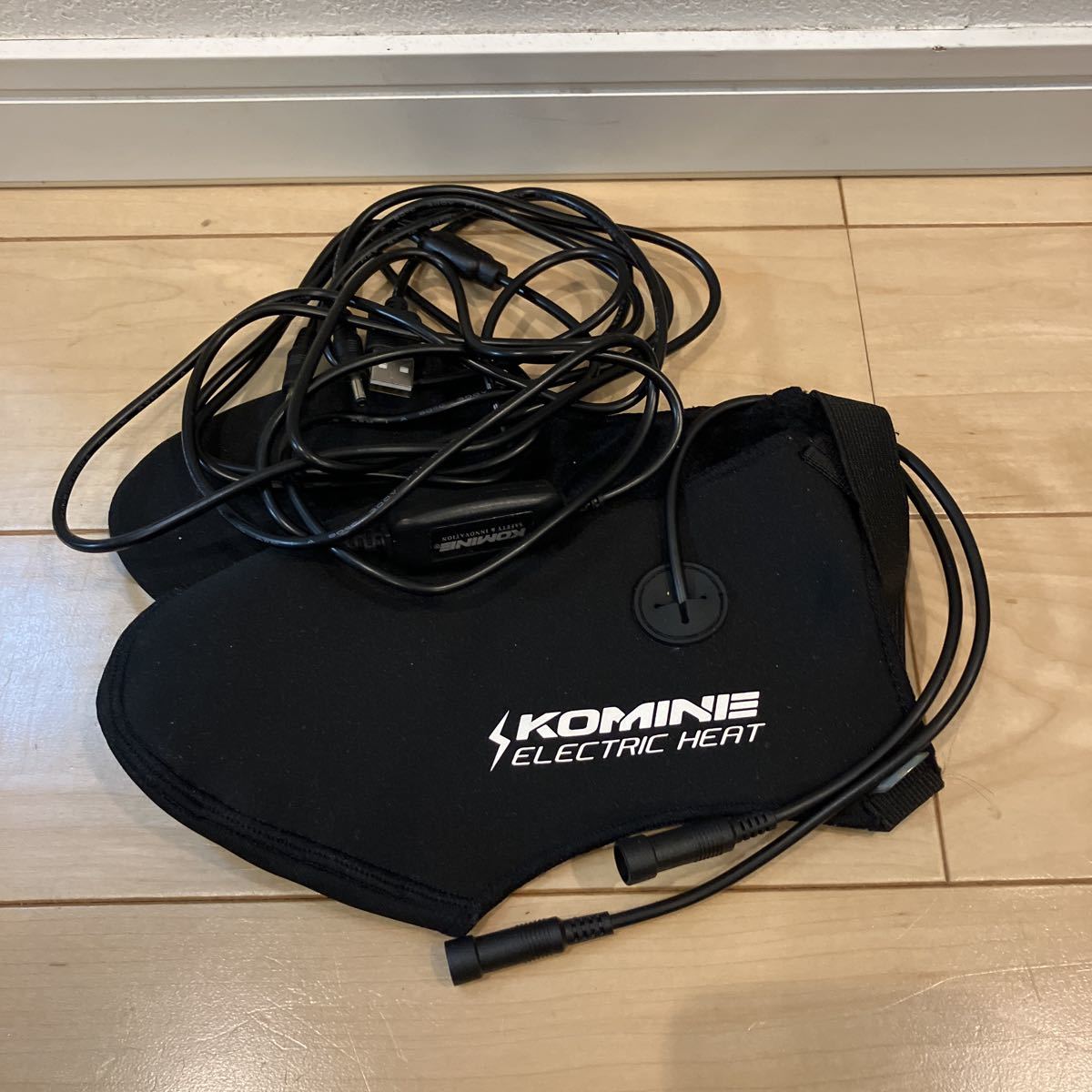 コミネ(KOMINE) バイク用 電熱USBトゥーウォーマー Free Black EK-303 