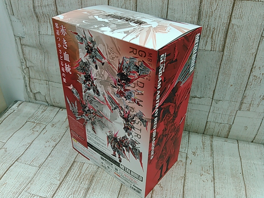 Hc8422-101♪【100】未開封 METAL BUILD オルタナティブストライク ガンダムアストレイ レッドドラゴニクス 輸送箱開封