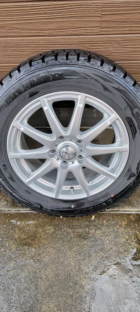 社外ホイール付き215/60R16スタッドレス4本セットバリ山 ヴェゼル等