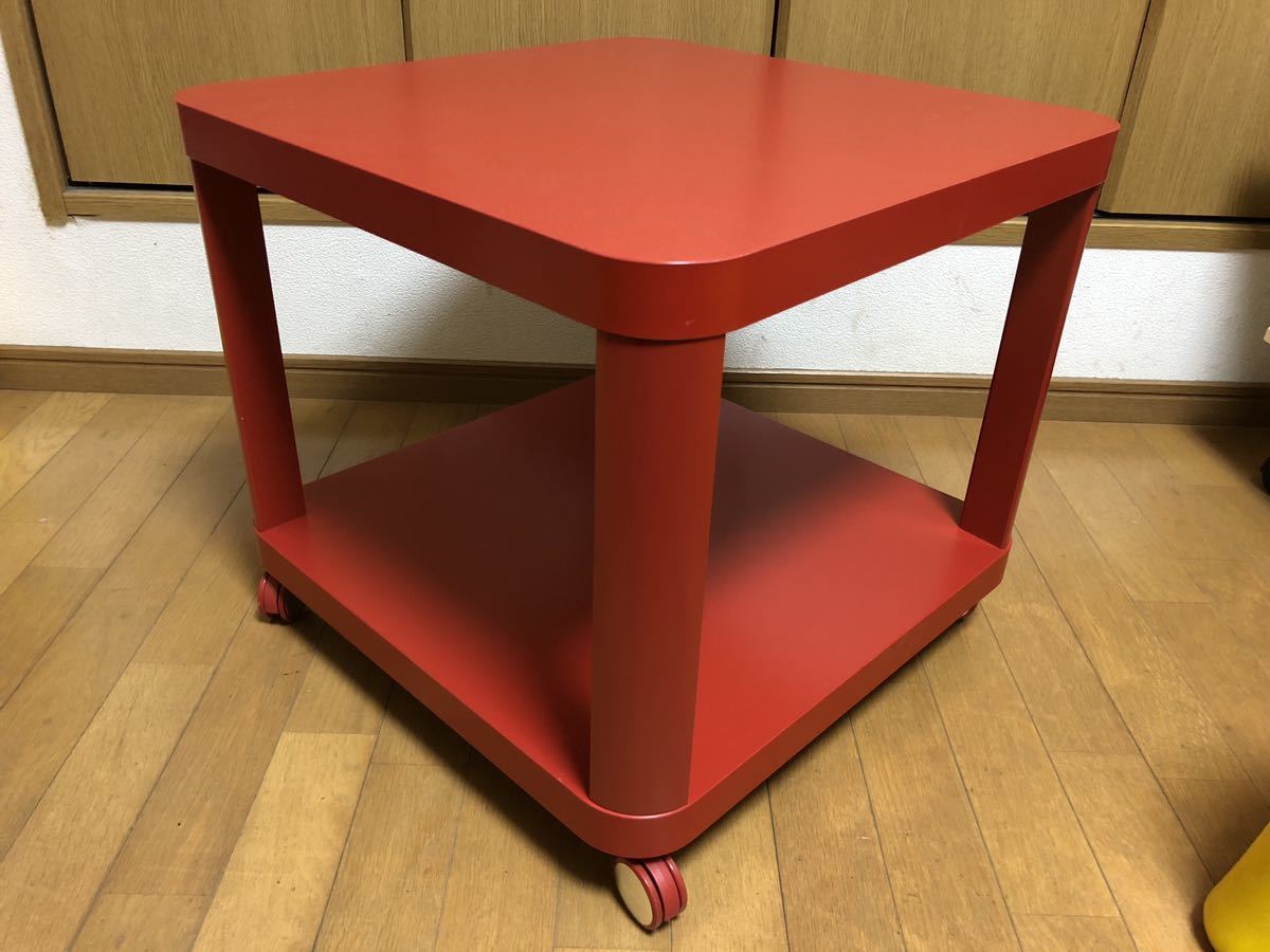 IKEA サイドテーブル キャスター付き TINGBY レッド 50cmx50cm 高さ