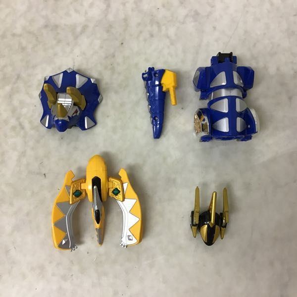 1円〜 バンダイ 爆竜戦隊アバンレンジャー 爆竜合体 DXアバレンオー 爆竜戦隊アバレンジャー バンダイ DX フルカラーヒーロー爆竜戦隊 マックスオージャ おもちゃ買取トイズ