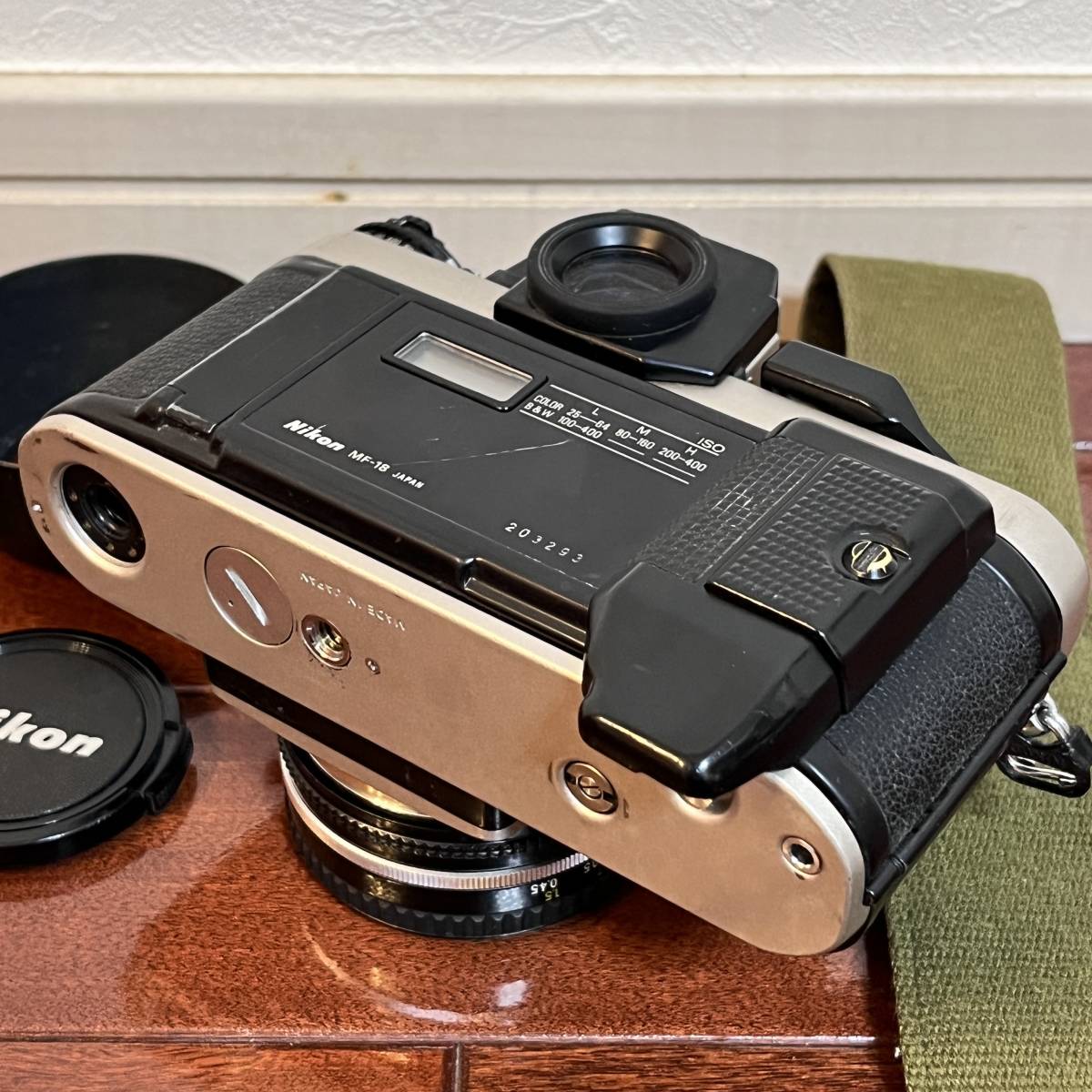Nikon F3/T HP (821万台) + Ai-S 50mm F1.8 + MF-18 データバック +