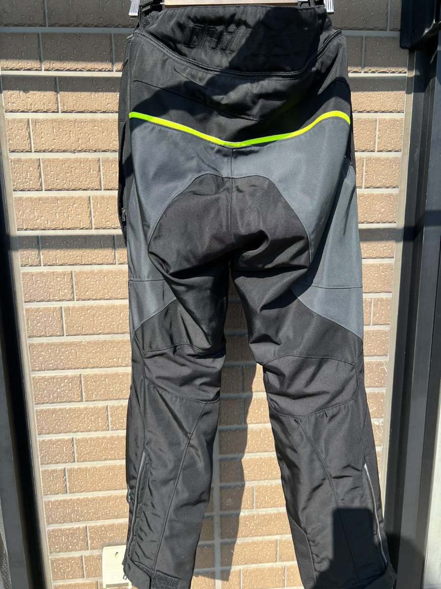 Dainese ダイネーゼ　P. RIDDER D1 GORE-TEX サイズ56 D1 GORE-TEX DAINESE Ridder メルカリ 地球を旅するホンモノの冒険者