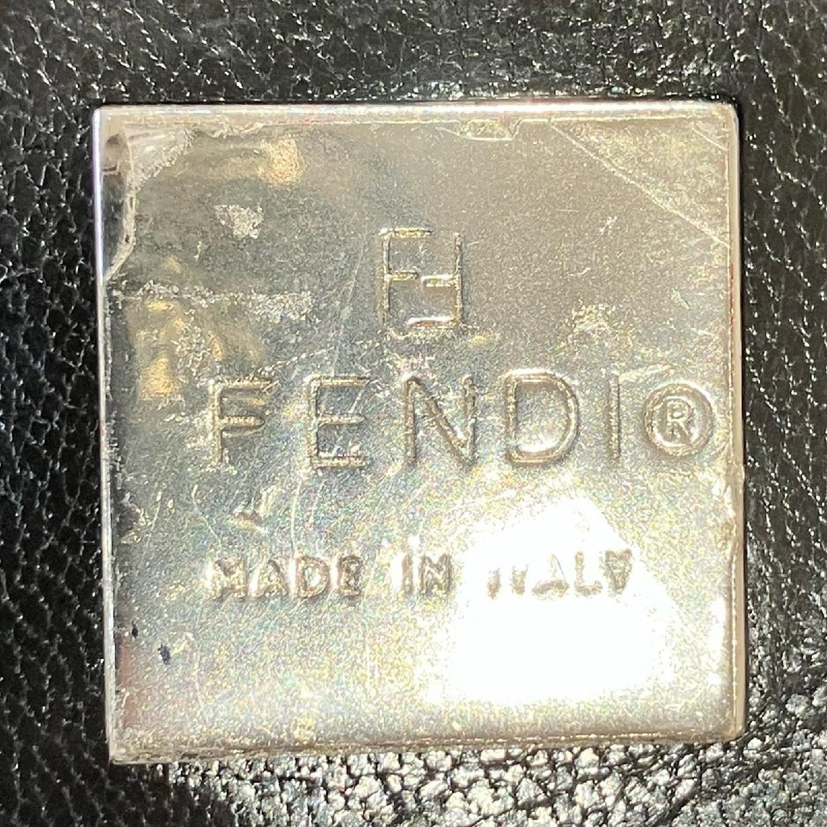 フェンディ ミニ バッグ FF金具 ブラック ショルダーバッグ フェンディ FENDI ショルダーバッグ ポーチ クロスボディ 8BS017