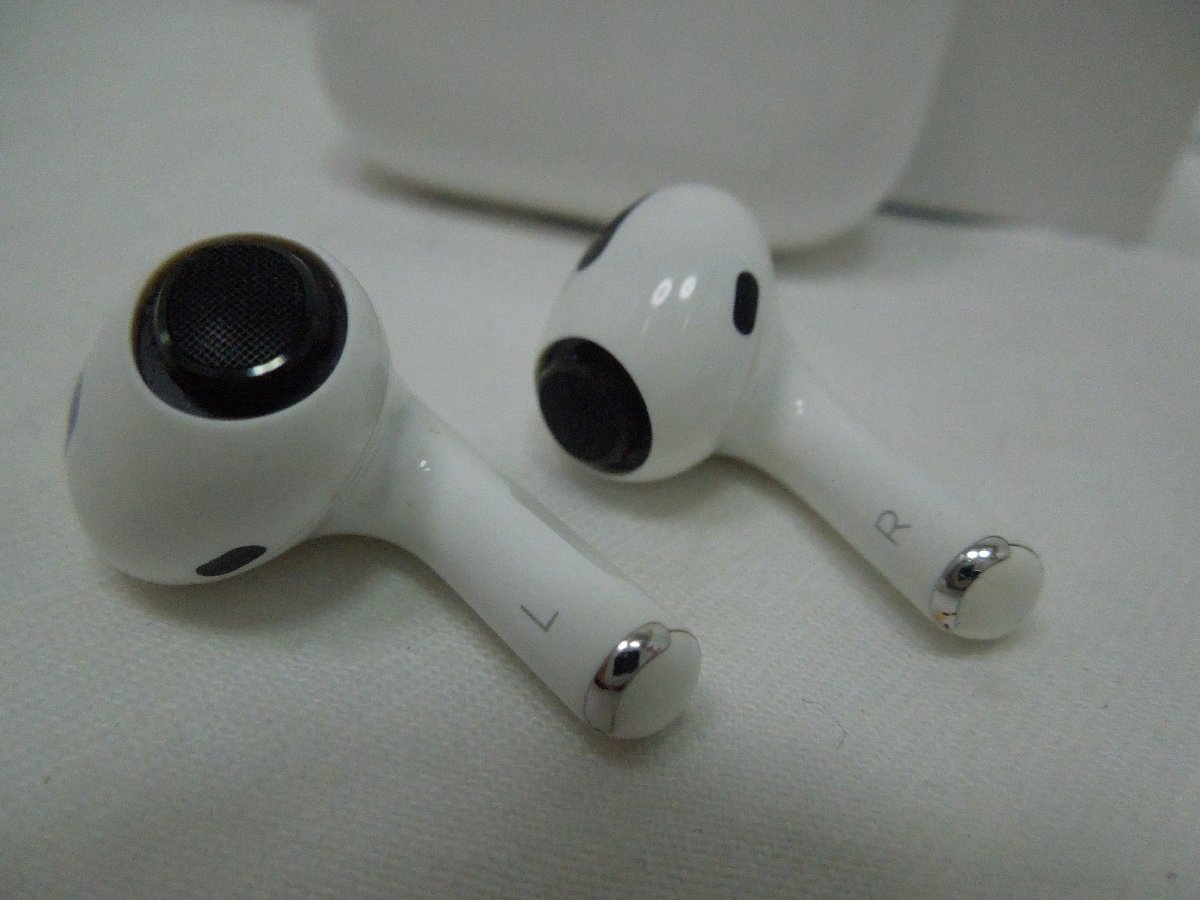 Apple AirPods Pro MWP22J⁄A 価格比較 ‡0790 Apple MWP22J/A AirPods