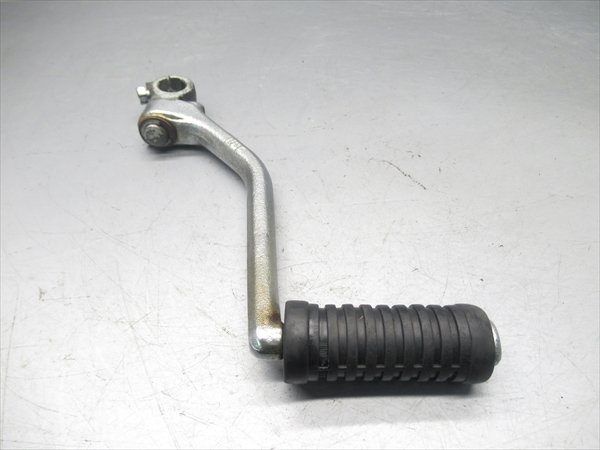 人気SALE，人気 J3R4-1117 ヤマハ SR400 3型 キックペダル 純正品 RH01J-010 2003年式 3型 動画有(ヤマハ用)｜売買されたオークション情報、yahooの商品情報をアーカイブ公開 - オークファン ヤマハ用